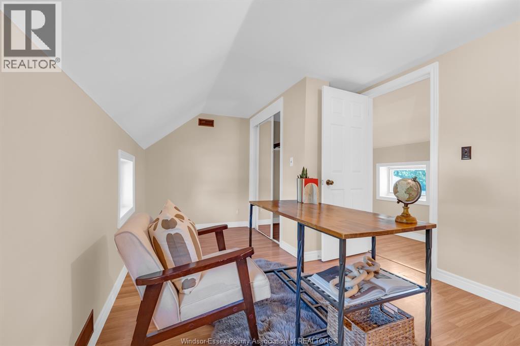 1057 Oak AVENUE - Image 27