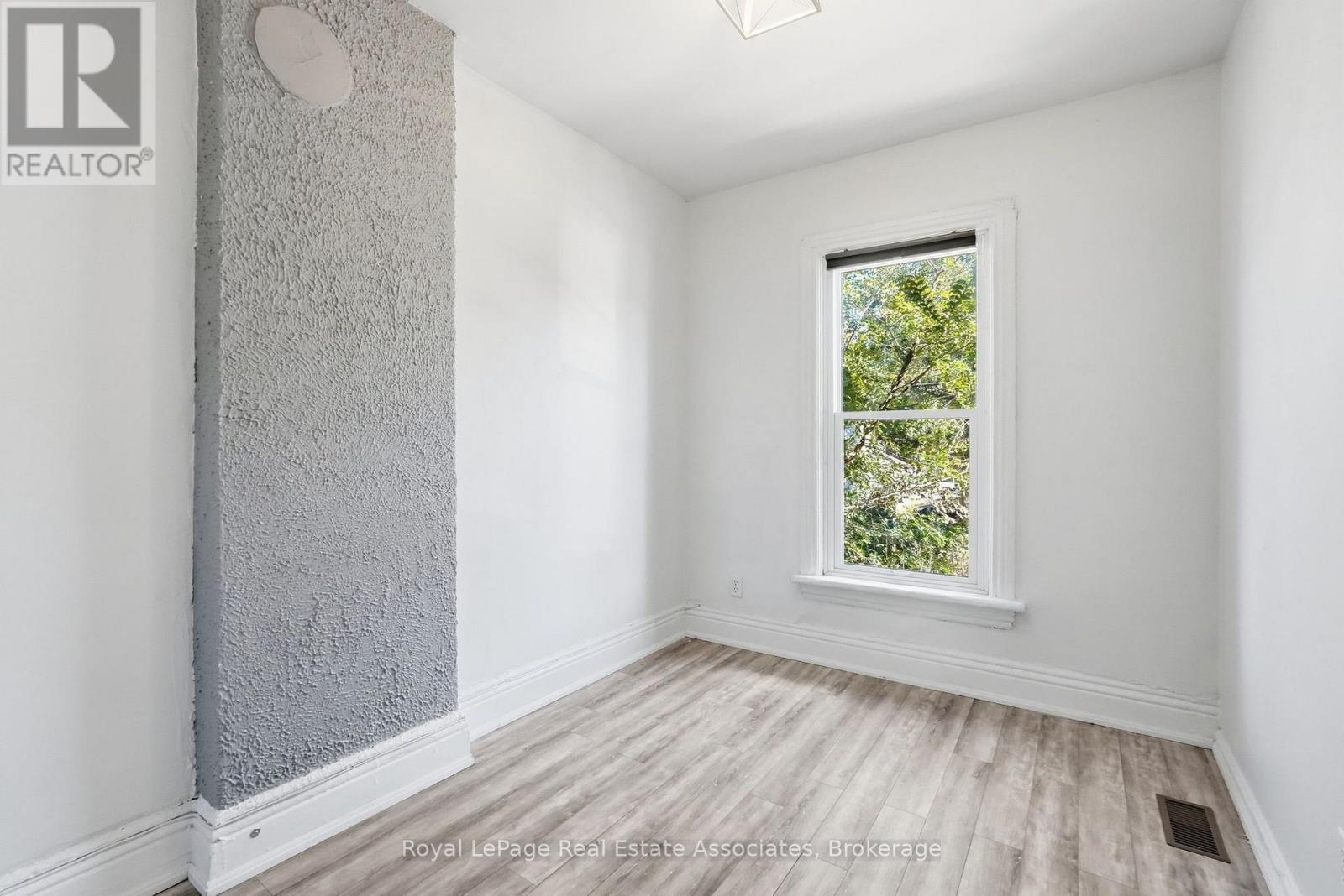 51 Wellington Street North, Hamilton, ON photo 31