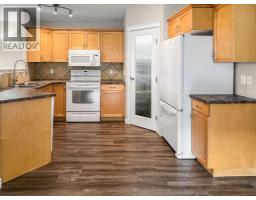 21 Pinnacle Crossing, Grande Prairie, AB T8W0A9 Photo 11