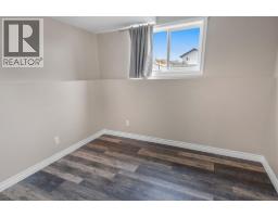 21 Pinnacle Crossing, Grande Prairie, AB T8W0A9 Photo 27
