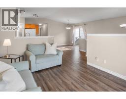 21 Pinnacle Crossing, Grande Prairie, AB T8W0A9 Photo 8