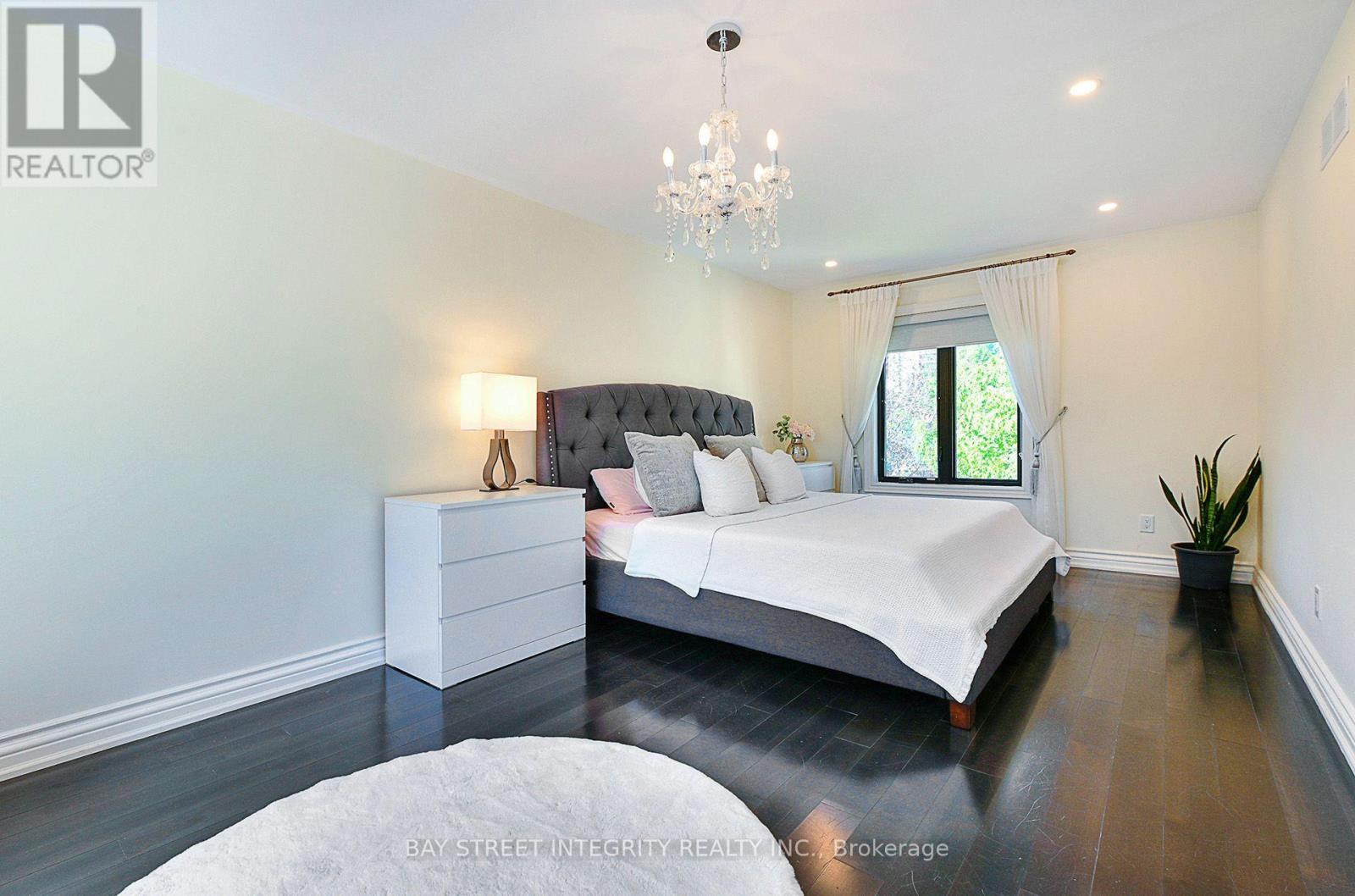 33 Deerford Road — photo 17
