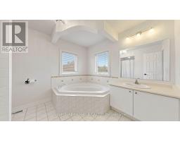 44 Robertson Close, Vaughan, ON L6A2H1 Photo 24