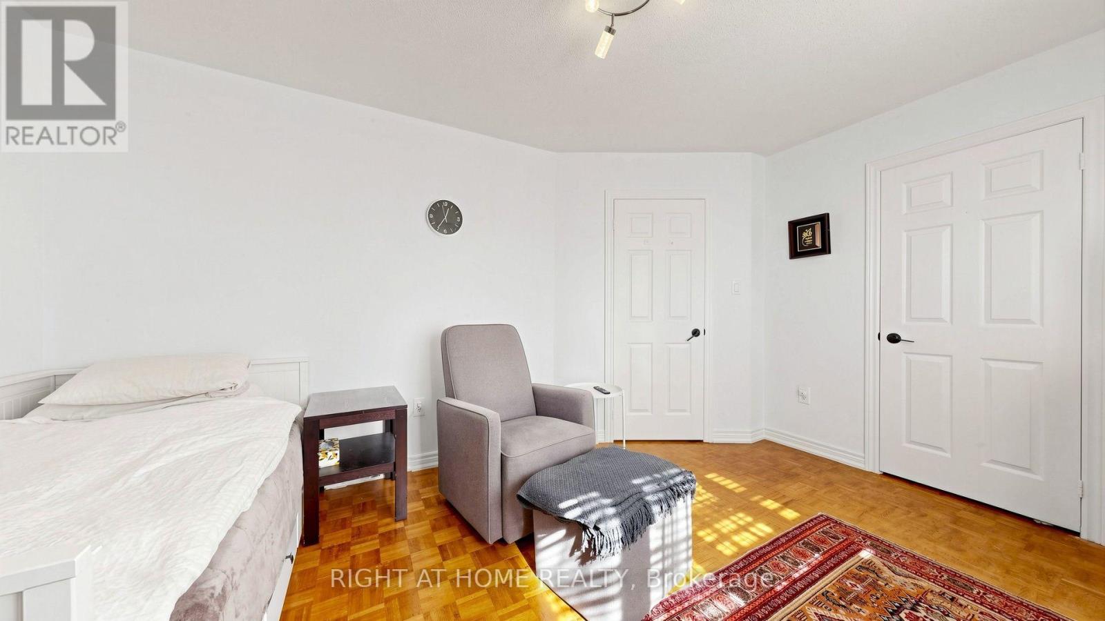 44 Robertson Close, Vaughan, ON photo 28