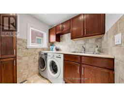 44 Robertson Close, Vaughan, ON L6A2H1 Photo 20