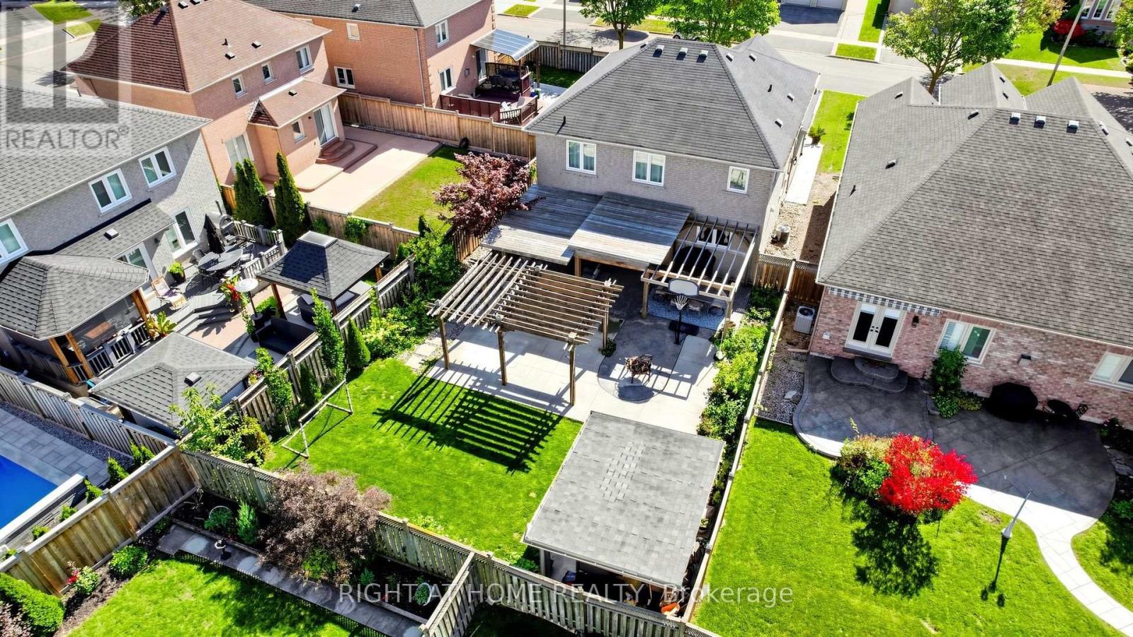 44 Robertson Close, Vaughan, ON photo 42