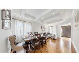 44 Robertson Close, Vaughan, ON L6A2H1 Photo 10