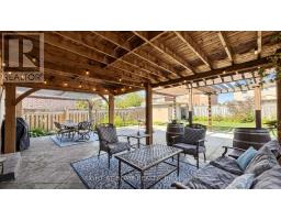 44 Robertson Close, Vaughan, ON L6A2H1 Photo 36