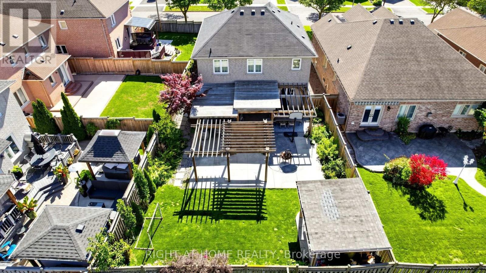 44 Robertson Close, Vaughan, ON photo 41