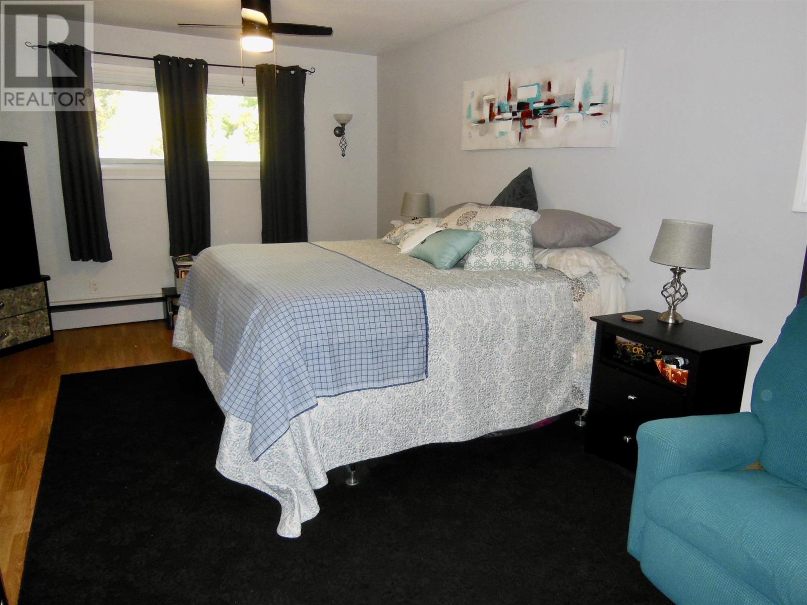 130 McGregor AVE - 19