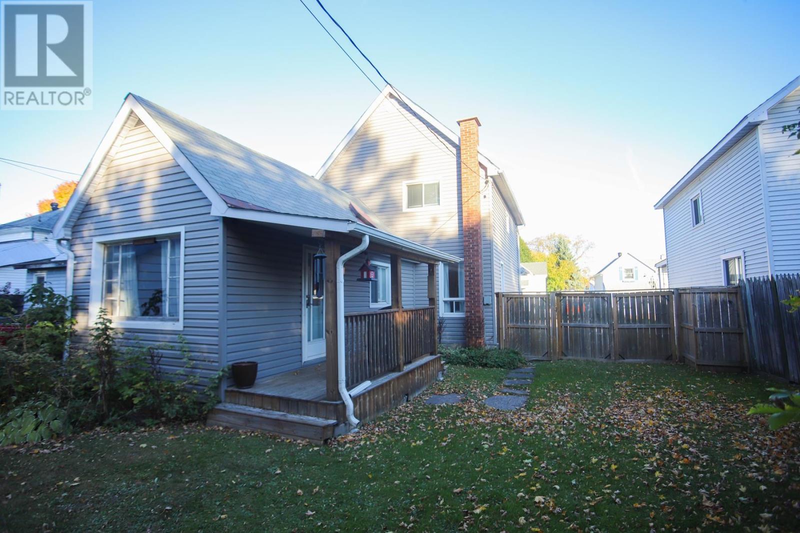 253 St. James ST - Image 28