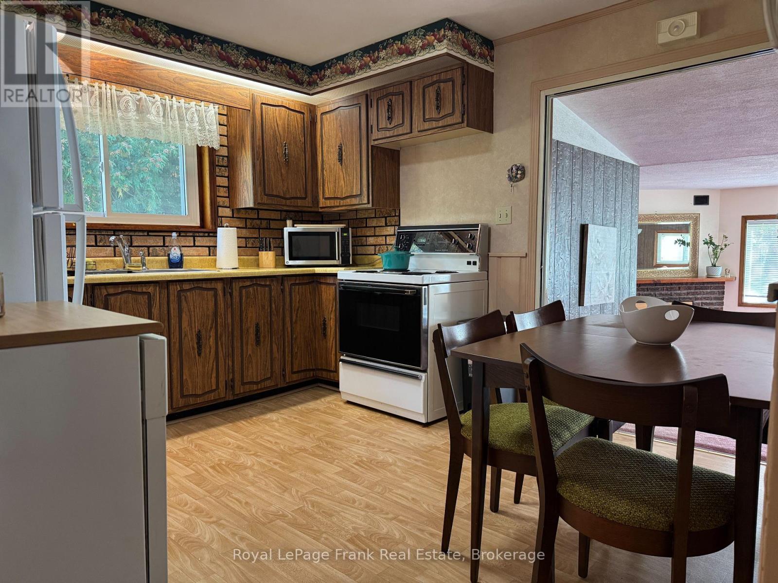 3820 Trulls Road, Clarington, ON photo 10