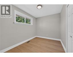 16 Nottingham Avenue, Hamilton, ON L8T3N5 Photo 21