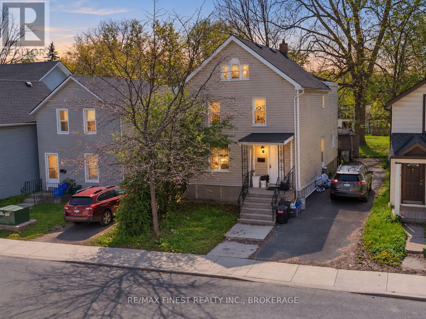 216 ALFRED STREET, Kingston — photo 1