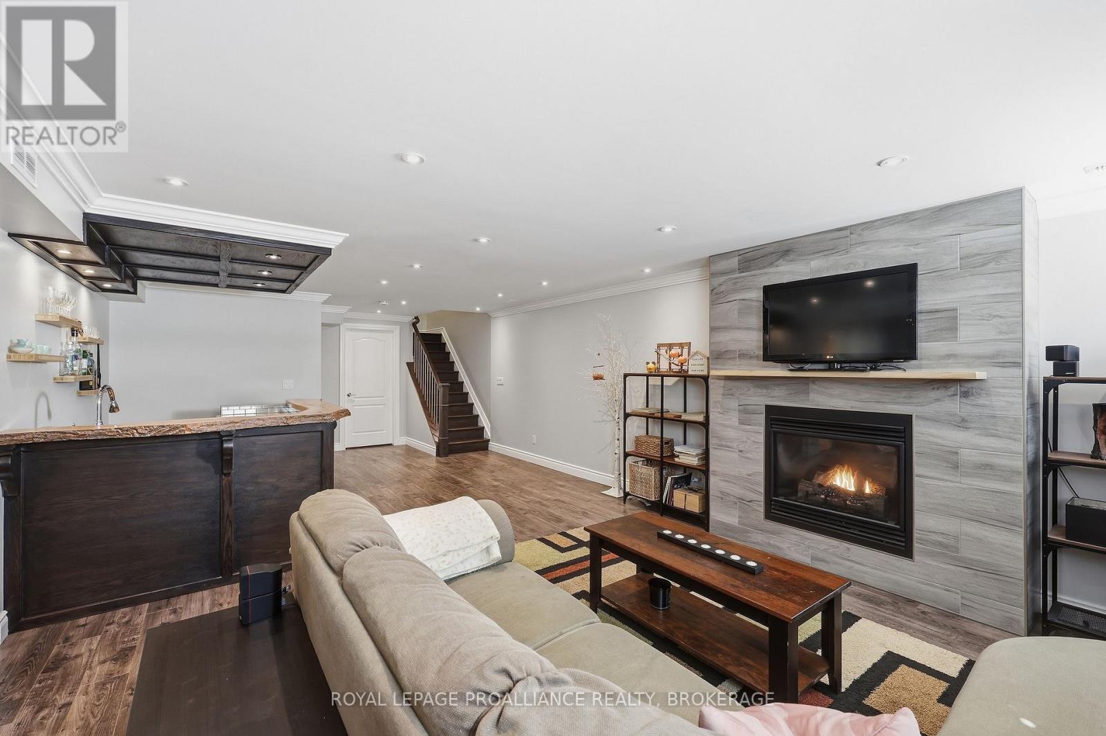 1369 WATERSIDE WAY - Image 31