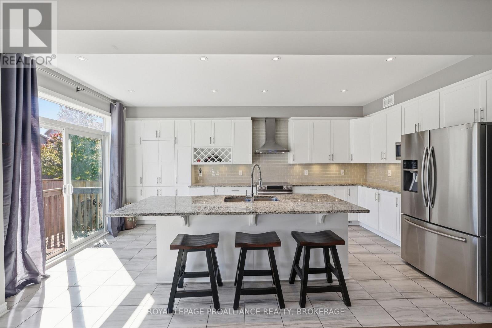 1369 WATERSIDE WAY - 9
