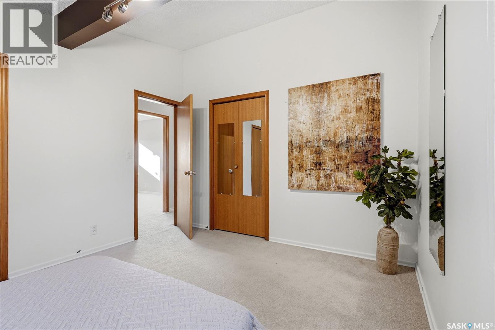 3361 Wascana STREET - 16