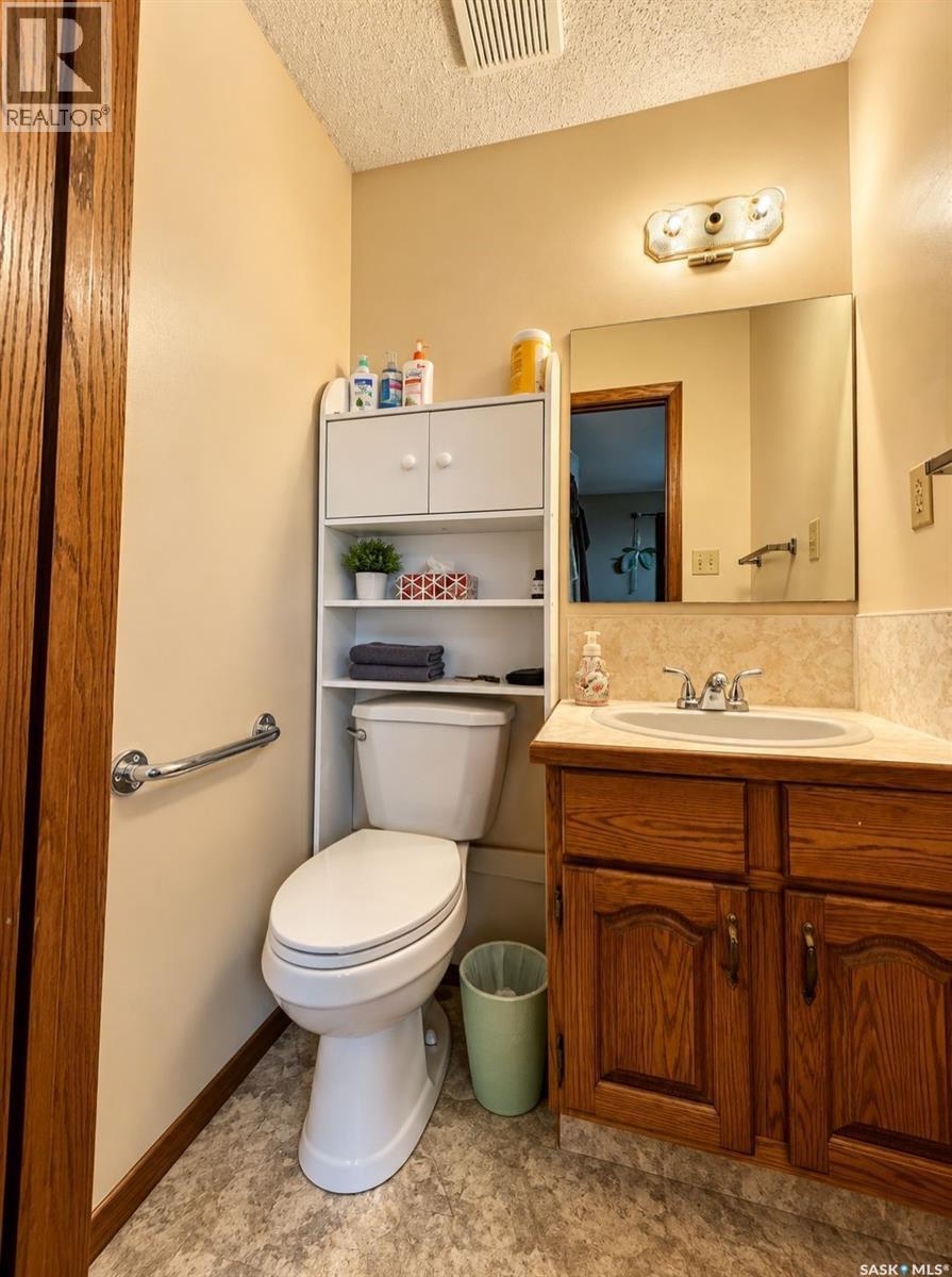 302 Cowie CRESCENT, Swift Current — photo 15