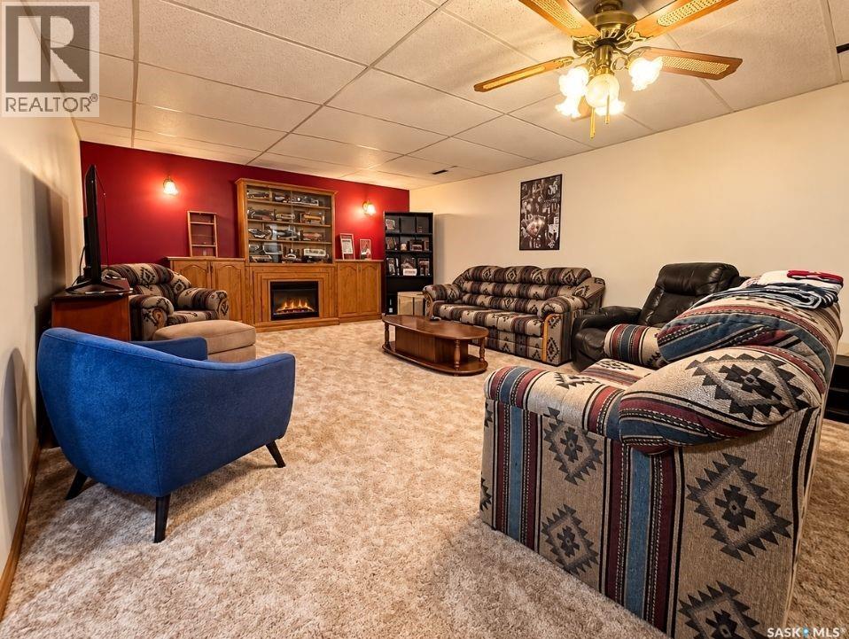 302 Cowie CRESCENT, Swift Current — photo 8