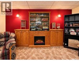 302 Cowie Crescent, Swift Current, SK S9H4W7 Photo 12