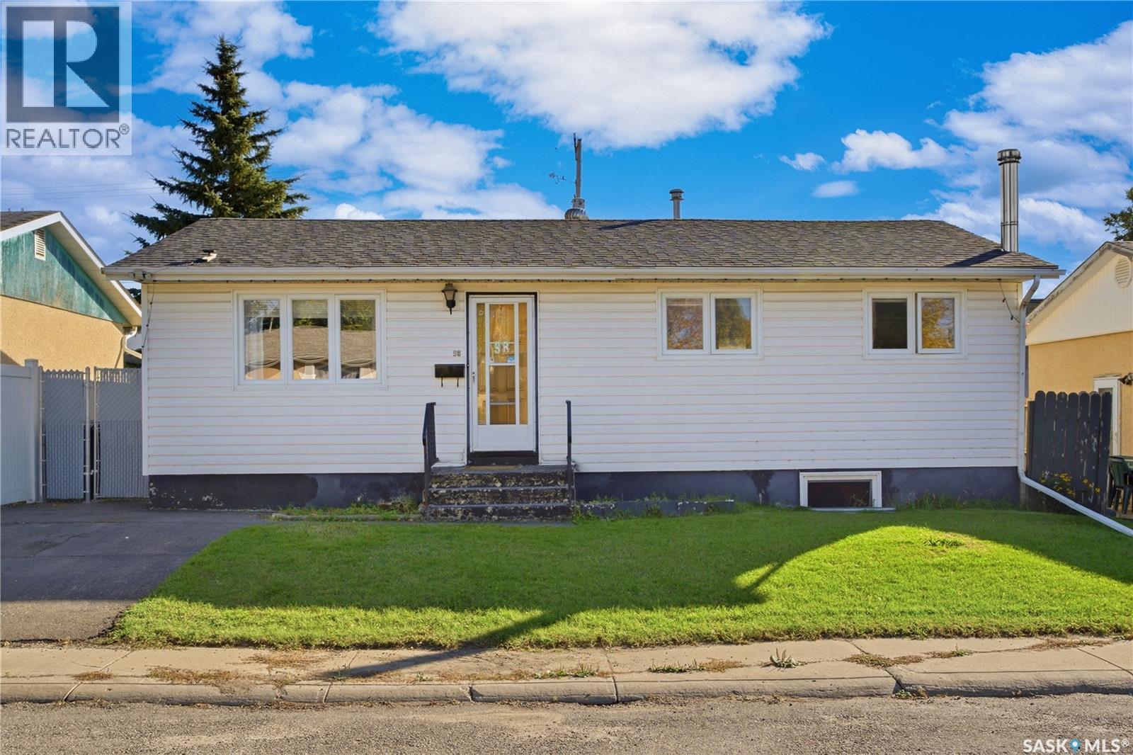 98 Ramsay COURT, Saskatoon