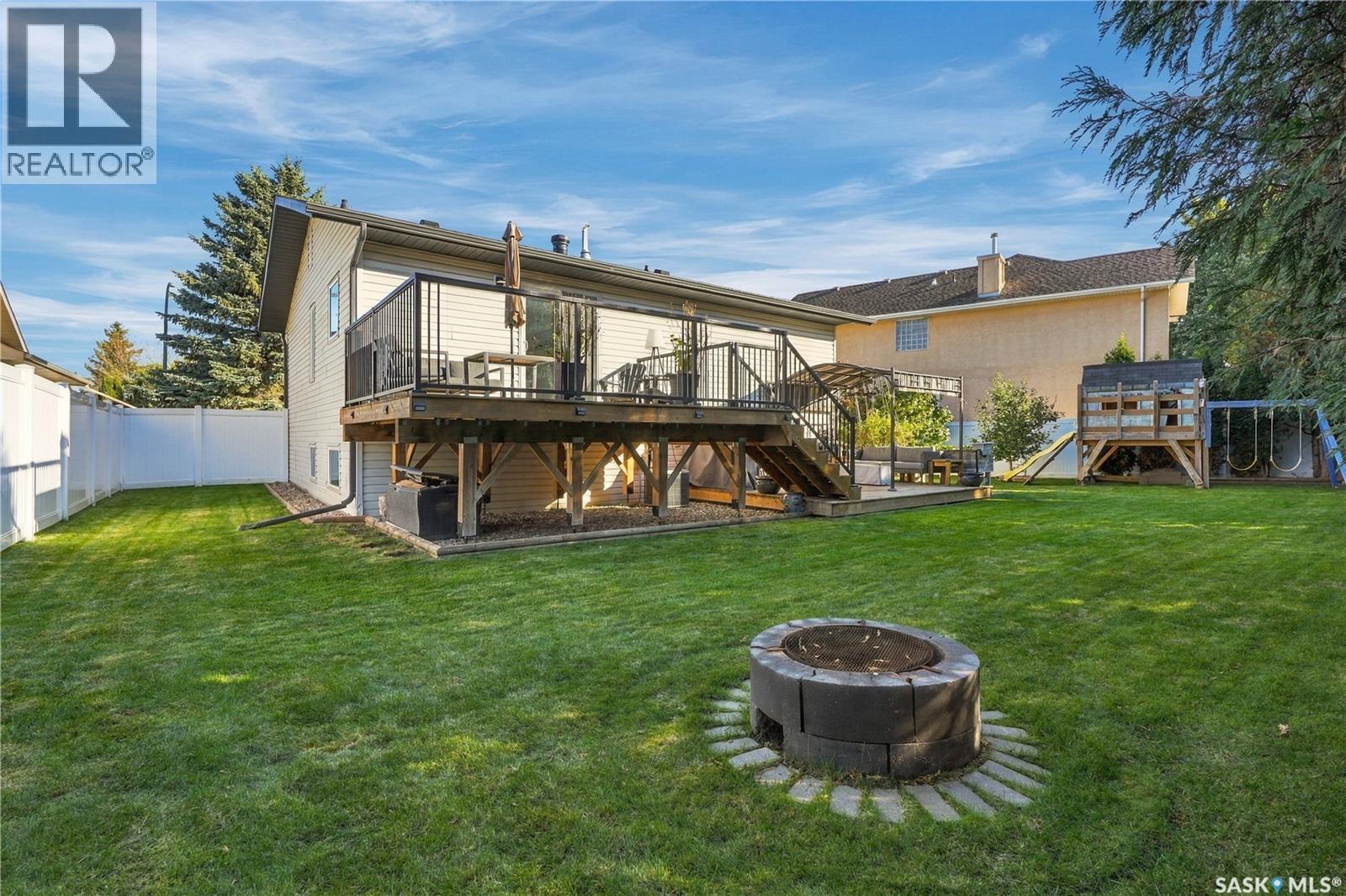 210 COBEN CRESCENT - 26
