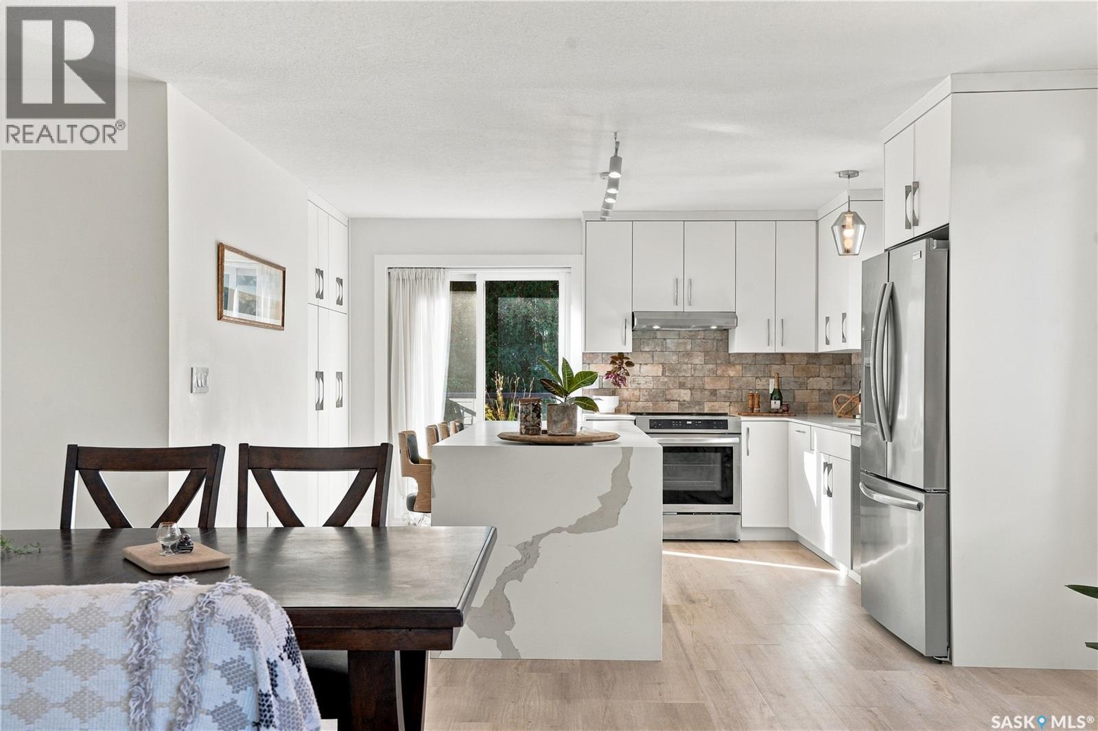 210 COBEN CRESCENT, Saskatoon — photo 6
