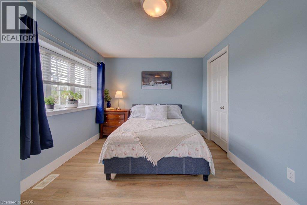 50 Howe Drive — photo 27