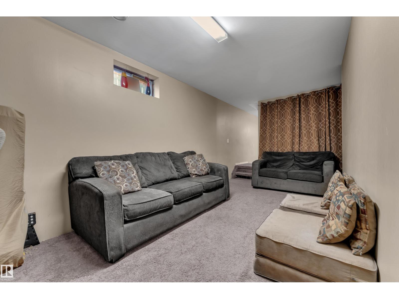 2114 38 ST NW - 18