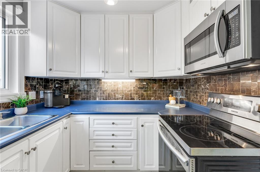 1708 FRANKLIN Boulevard - Image 12