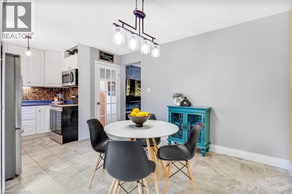 1708 FRANKLIN Boulevard - Image 17
