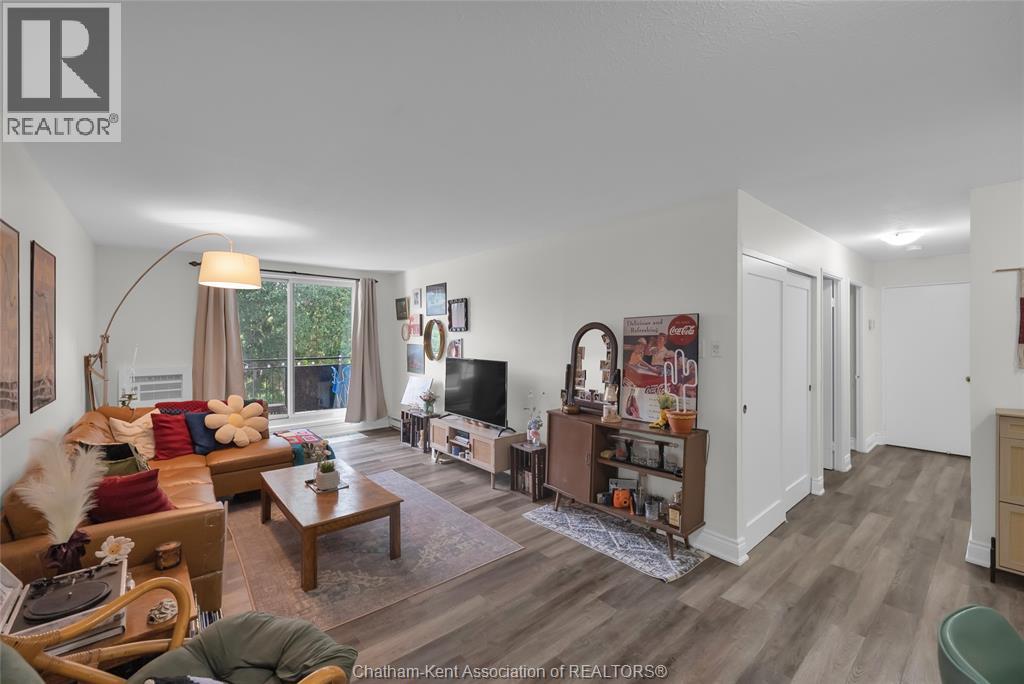 #312 150 Park AVENUE East - 12