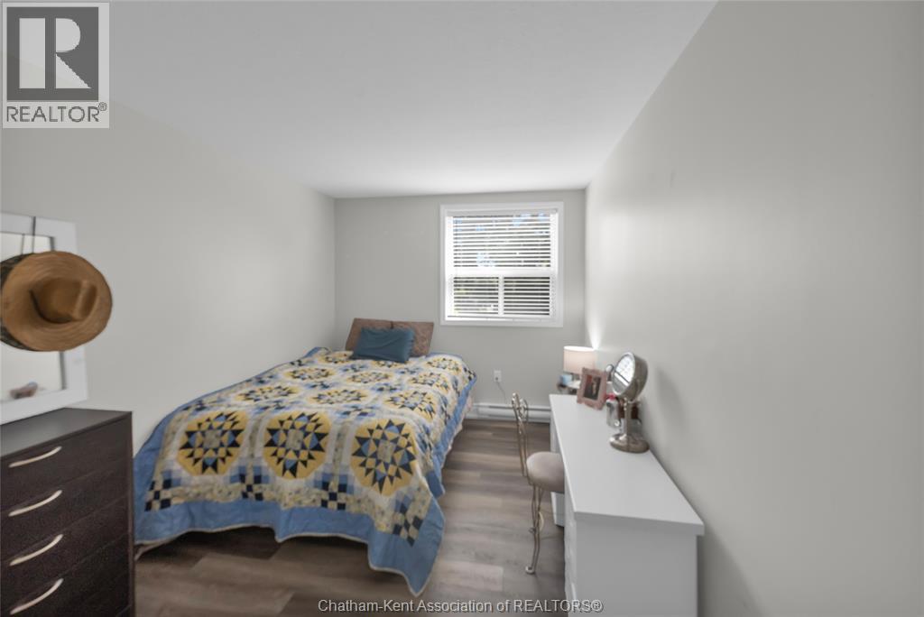 #312 150 Park AVENUE East - 18