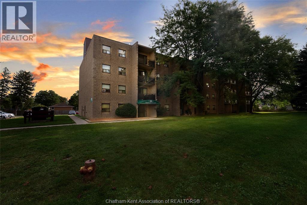 #312 150 Park AVENUE East - 33