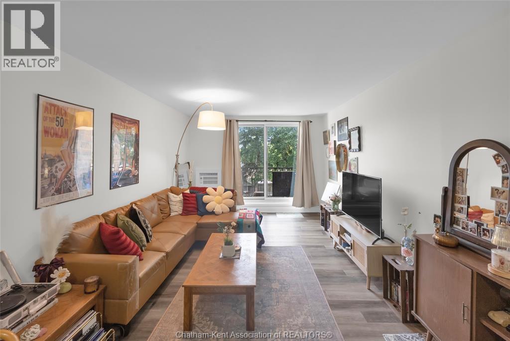 #312 150 Park AVENUE East - 9