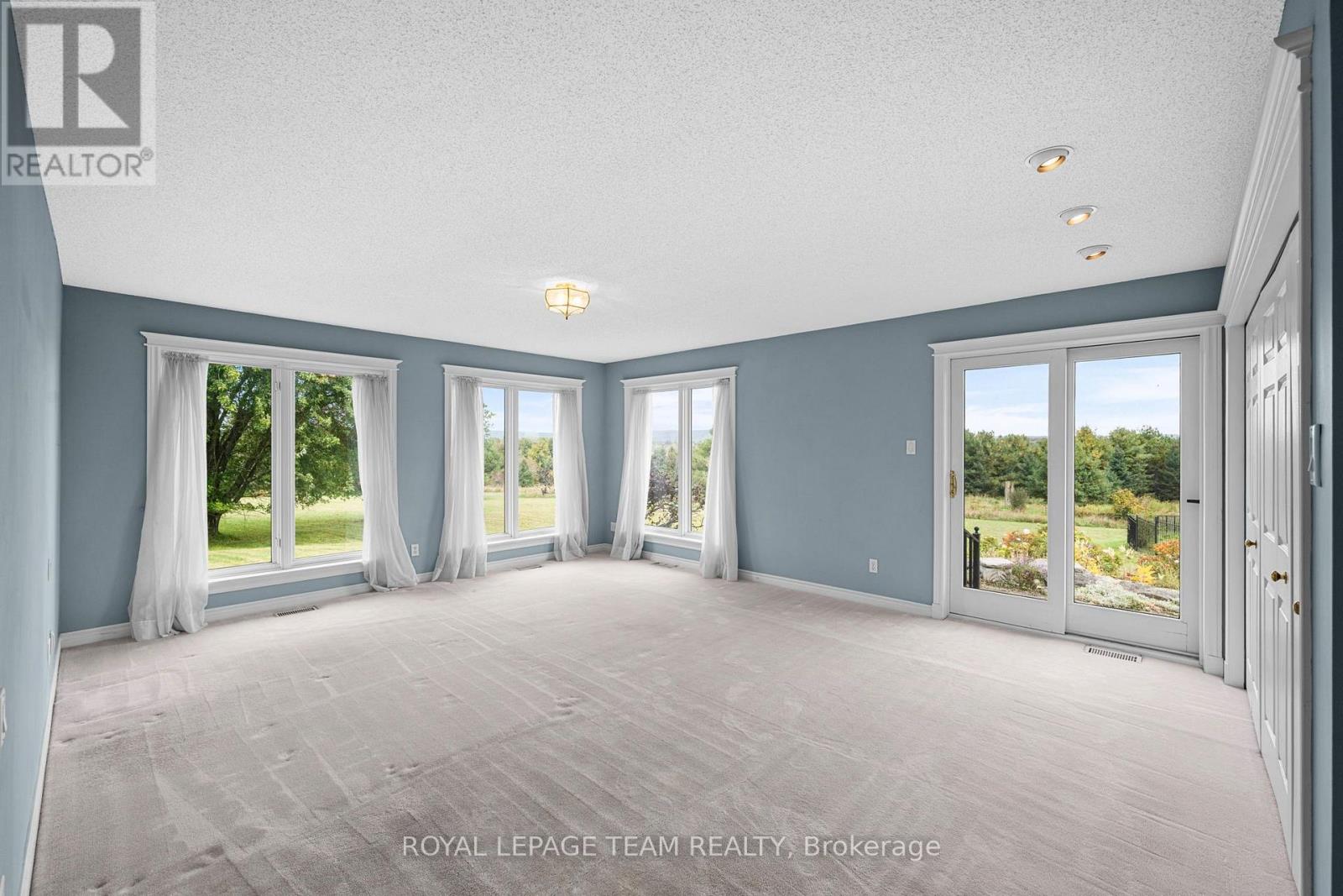 285 PINHEY POINT ROAD - 16