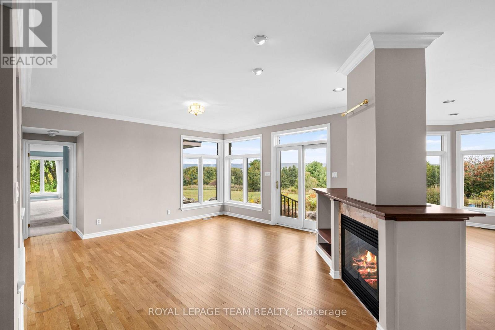 285 PINHEY POINT ROAD - 27