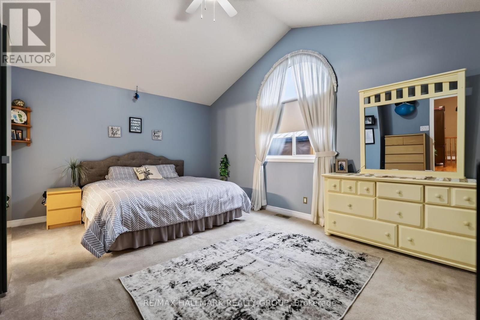 23 NORTH HARROW DRIVE - Image 13