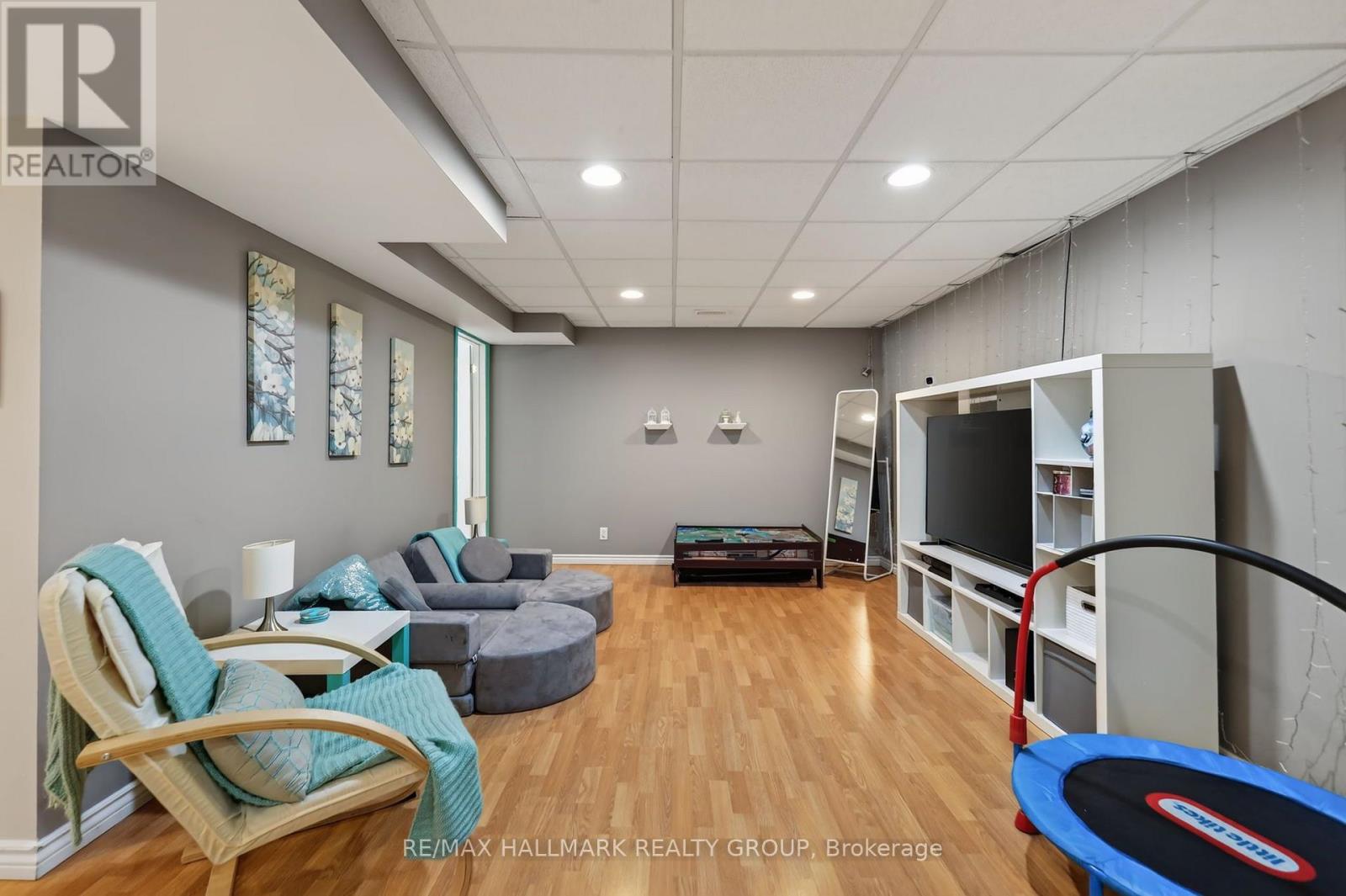 23 NORTH HARROW DRIVE - Image 24