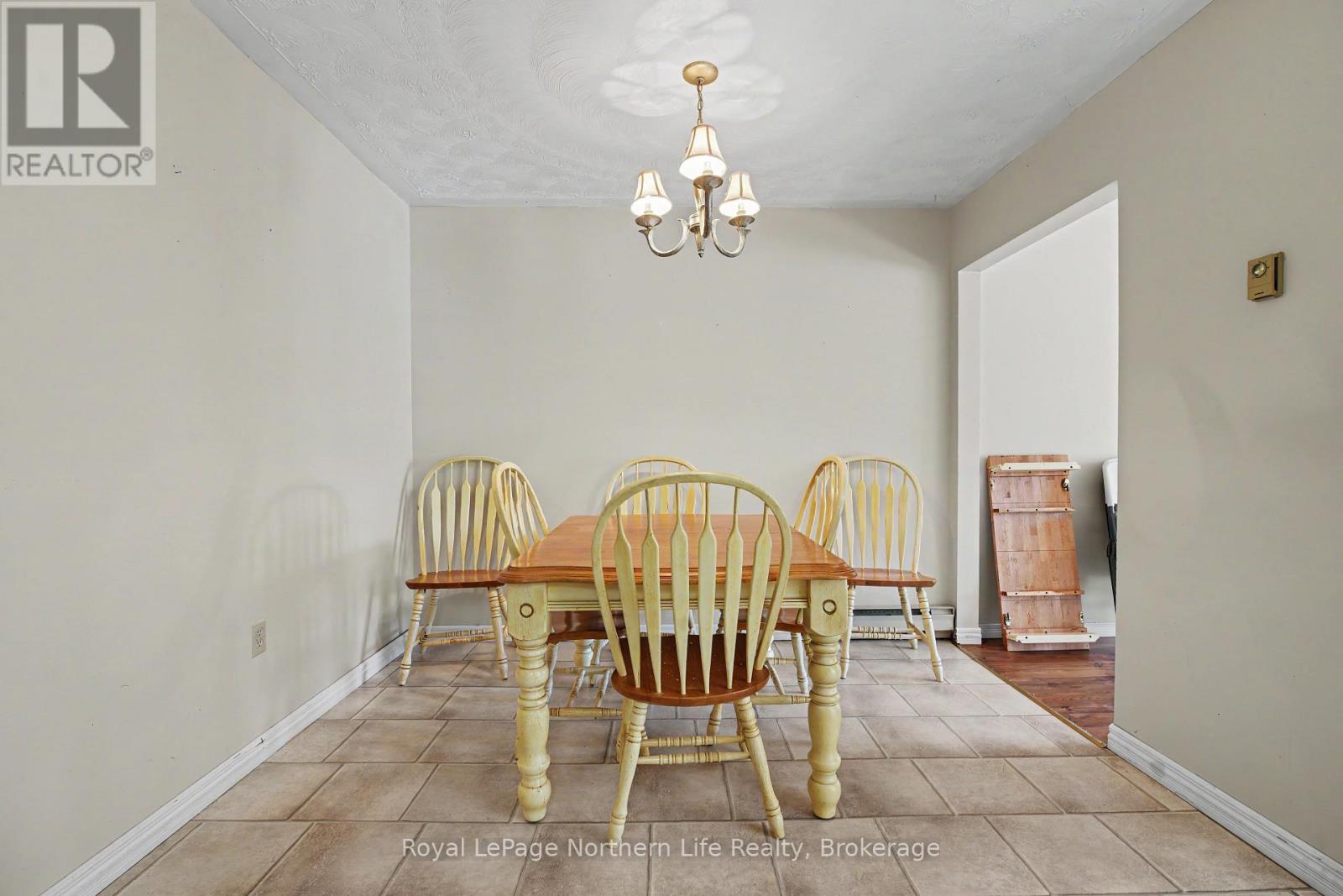 25 OAKDALE ROAD - Image 8
