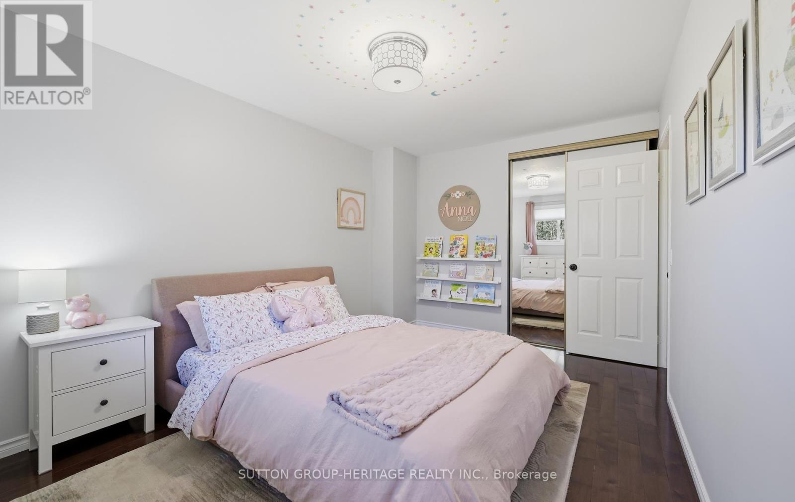 664 ERAMOSA CRESCENT - 23