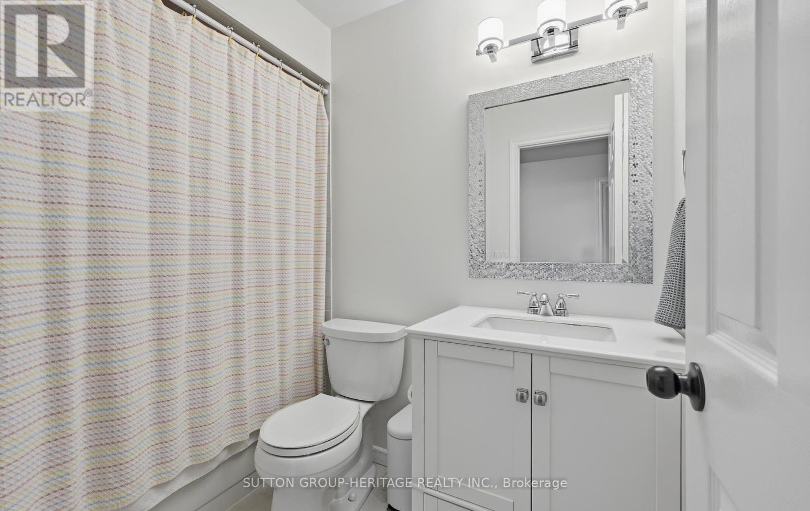 664 ERAMOSA CRESCENT - Image 29