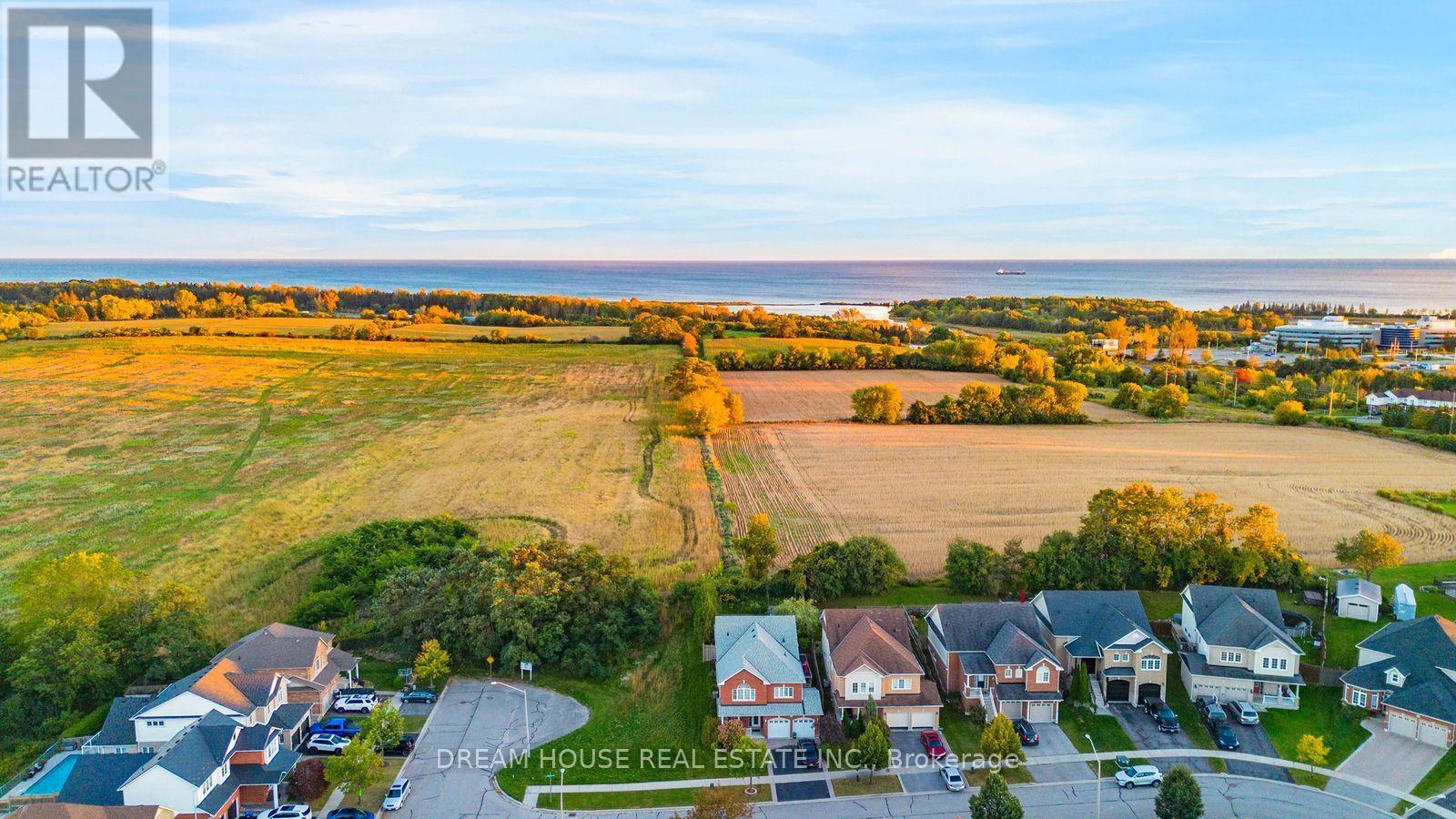 186 FENNING DRIVE - Image 32