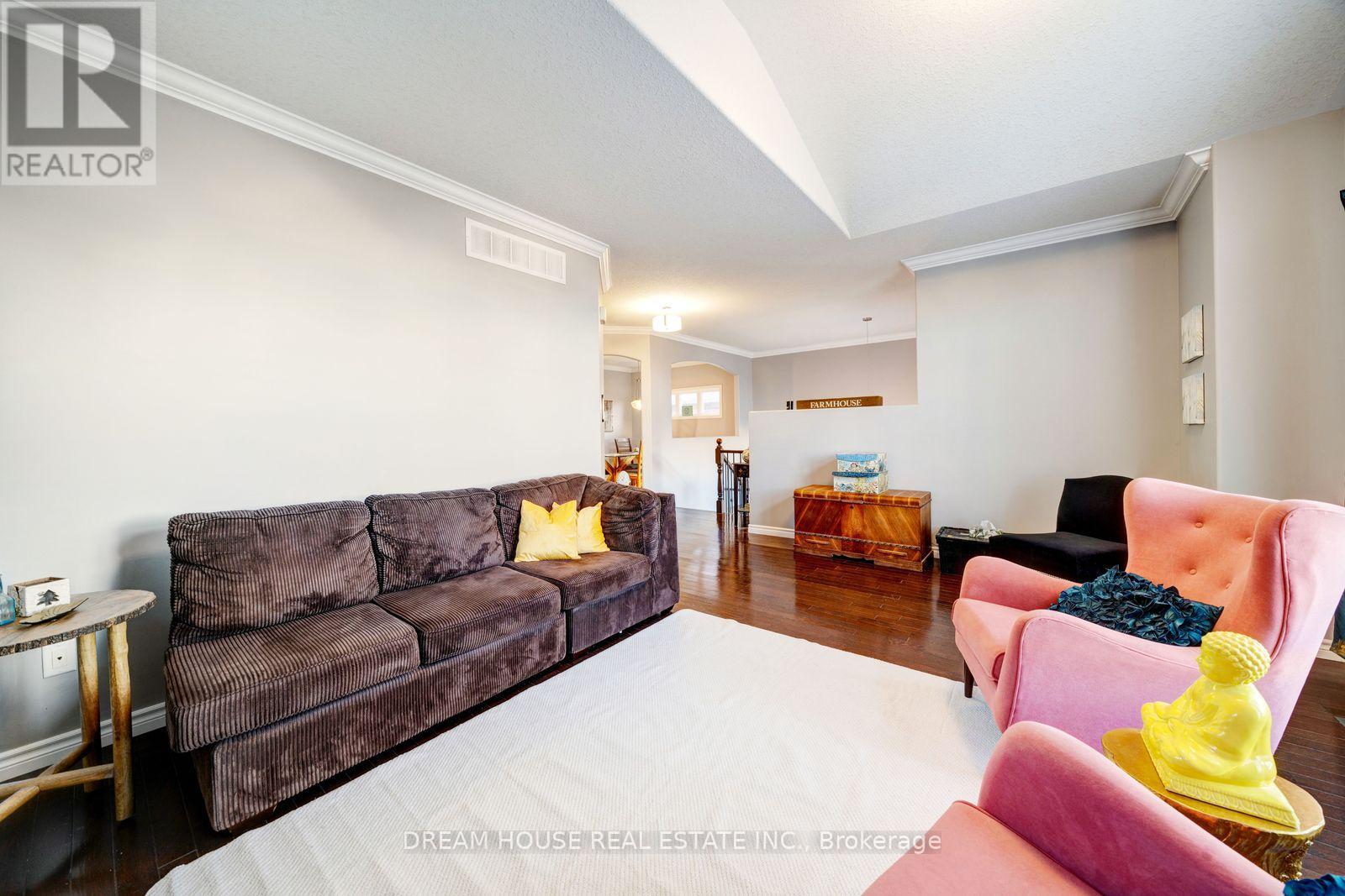 186 FENNING DRIVE - Image 8