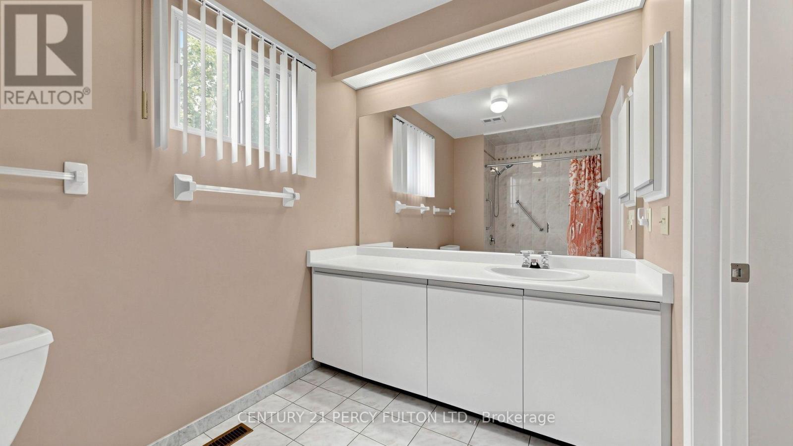 TH26- 2472 Eglinton Avenue East, Toronto, ON photo 28