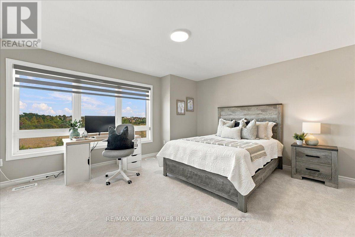 520 CORONATION ROAD - 26