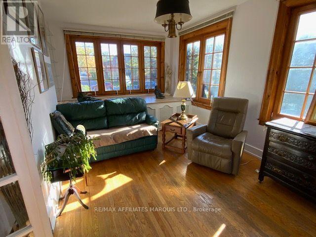 425 Second St. E Street East — photo 17
