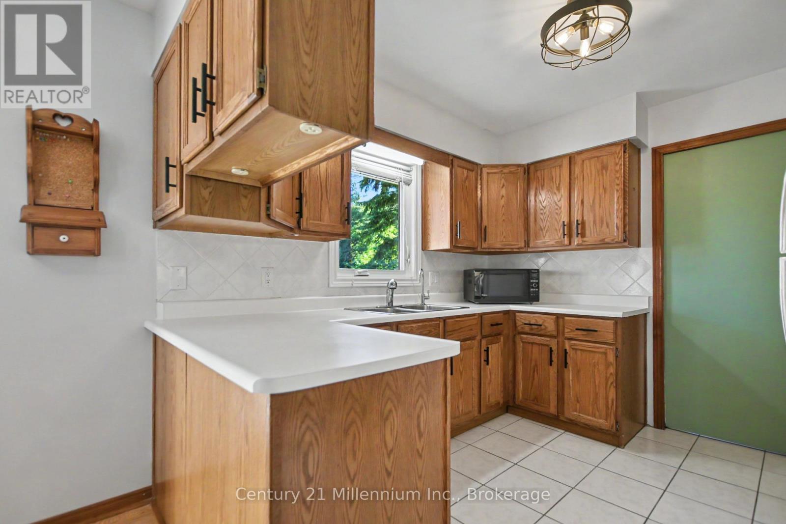 290 WARRINGTON ROAD - Image 20