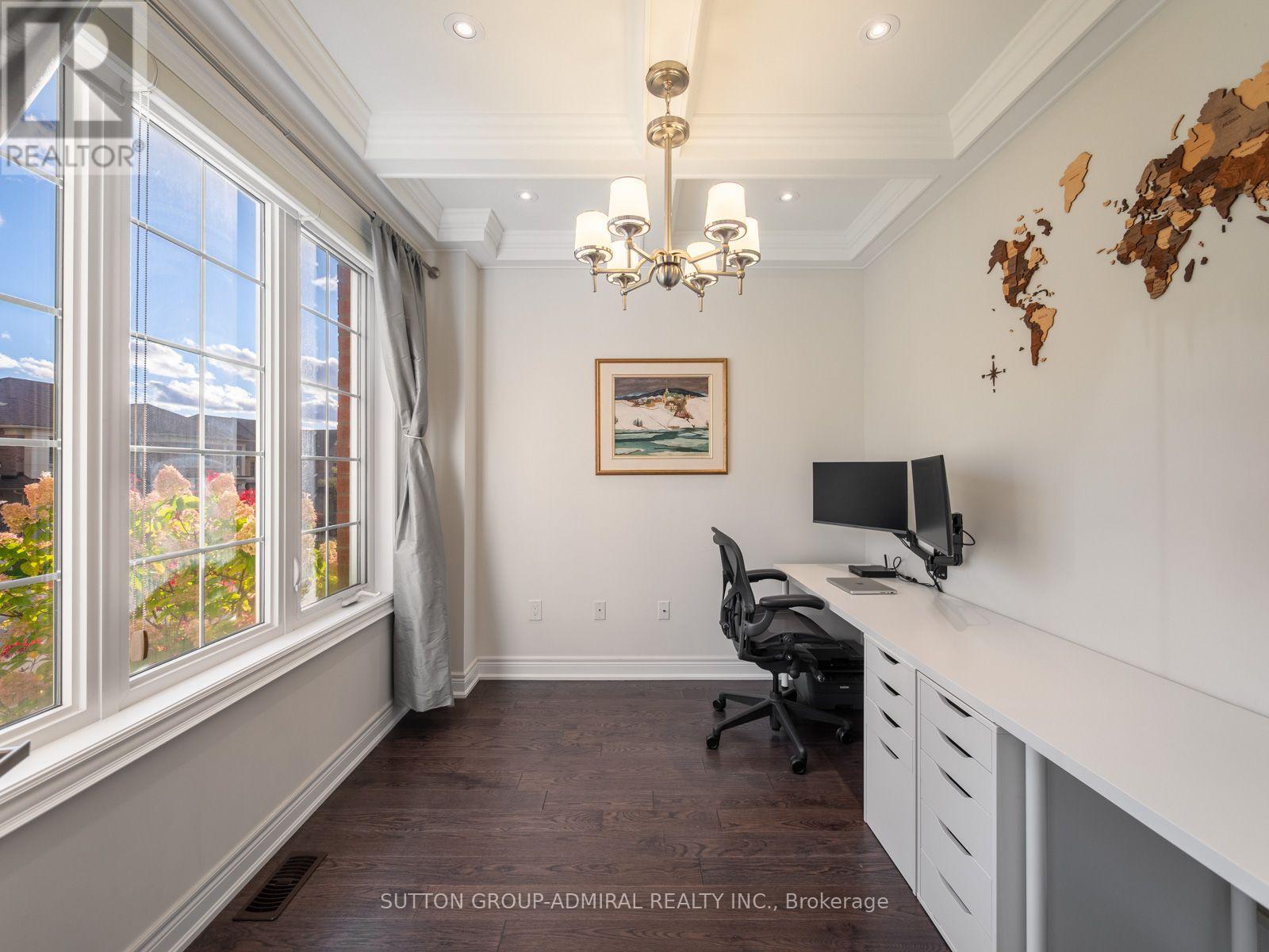 26 Blazing Star Street, East Gwillimbury, ON photo 6