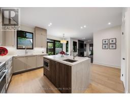54 Theobalds Circle, Richmond Hill, ON L4C9C9 Photo 18